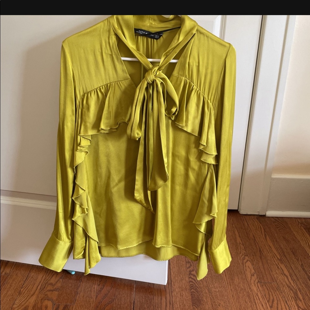 Zara Women blouse size x small
